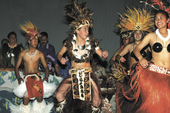 Echoes of Polynesia dancers