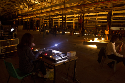 Marina Rosenfeld (foreground), Cannons performed by Decibel, THNMF 2011
