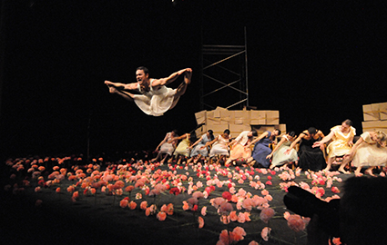 Paul White (foreground) and Tanztheater Wuppertal, Nelken (Carnations): a piece by Pina Bausch
