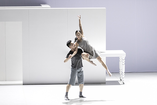 As If To Nothing, City Contemporary Dance Company, OzAsia 2016