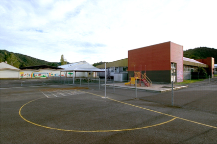 The Ronalds, Queenstown school, Disappearing TASMANIA (2006)